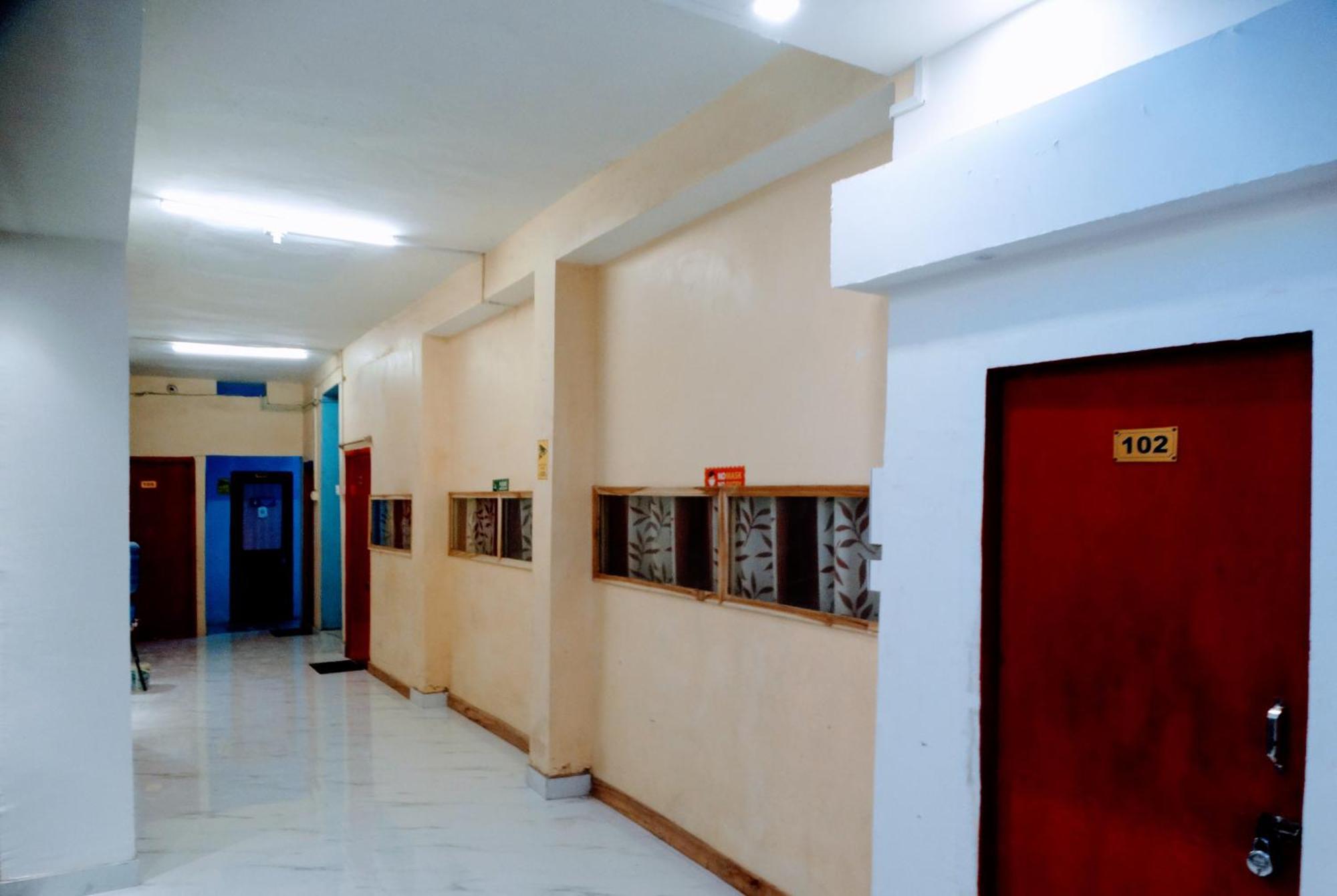 Shree Ram Sia Hotel An Unit Of Shree Ram Sia Trading And Residency Gaya Exterior foto