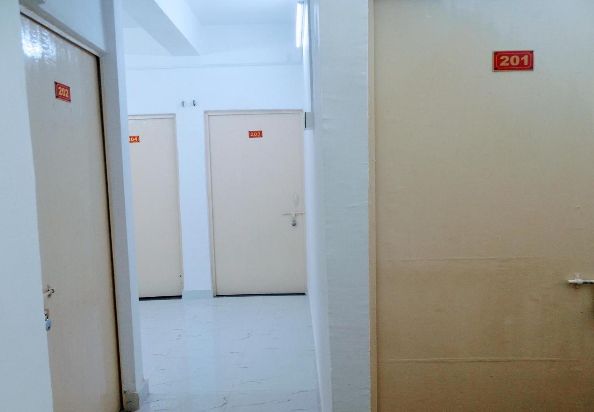 Shree Ram Sia Hotel An Unit Of Shree Ram Sia Trading And Residency Gaya Exterior foto